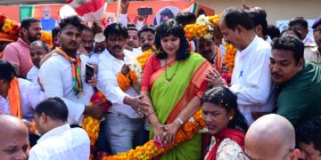 ଏକା ଏକା ଅପରାଜିତା …