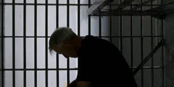 ମୁହଁ ହୋଇଯାଏ ବଙ୍କା