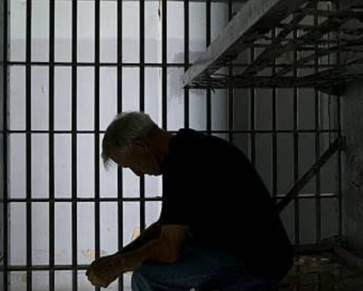 ମୁହଁ ହୋଇଯାଏ ବଙ୍କା