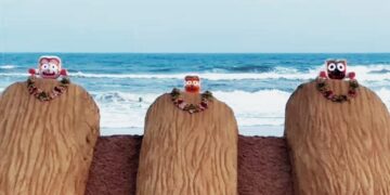 ବାର ମାସେ ତେର ପରବ ତୋ ପାଇଁ