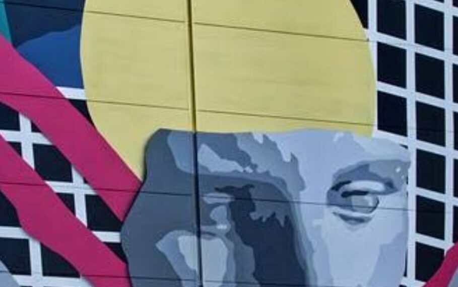 ହାଣ୍ଡିଏ ଦୁଧରେ ଟୋପାଏ ମଦ