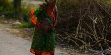 ଘର ଦଖଲ (ଭାଗ ୯)ମୋ ଆଦ୍ୟ ଜୀବନର ସମ୍ମାନନୀୟା ନାରୀମାନେ