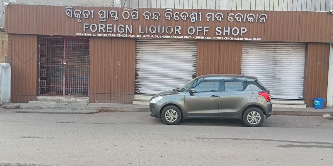 Sanctimonia Tales: Sanctimonia’s Beaches to Become Booze Havens, Promises Go Pop