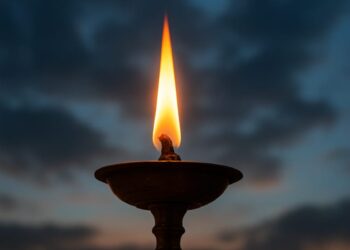 ଦୀପ ରୁଖାରୁ ସ୍ବର୍ଗ ଦି’ ଆଙ୍ଗୁଳି