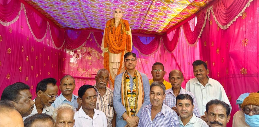 ୬ଷ୍ଠ ଶ୍ରାଦ୍ଧ ବାର୍ଷିକୀରେ ଶରତ କୁମାର କର ଙ୍କୁ ମାହାଙ୍ଗା ବାସୀଙ୍କ ଭାବପୂର୍ଣ୍ଣ ଶ୍ରଦ୍ଧାଞ୍ଜଳି